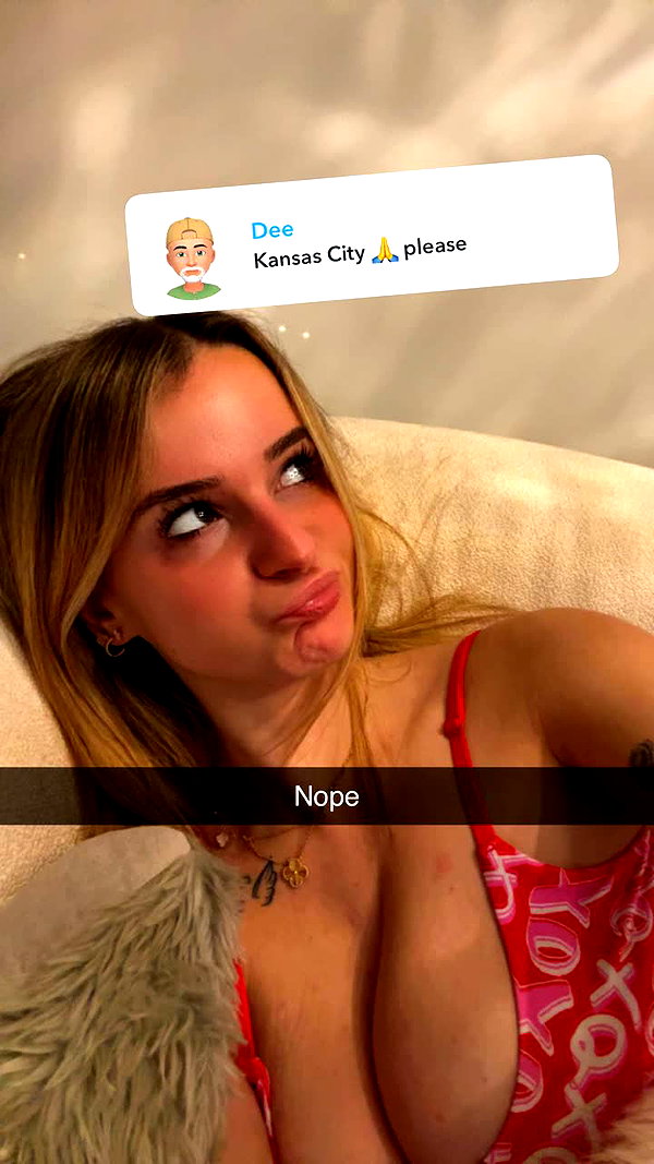 kaitlyn_krems snapchat image archive image