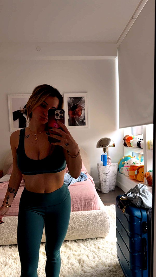 kaitlyn_krems snapchat image archive image