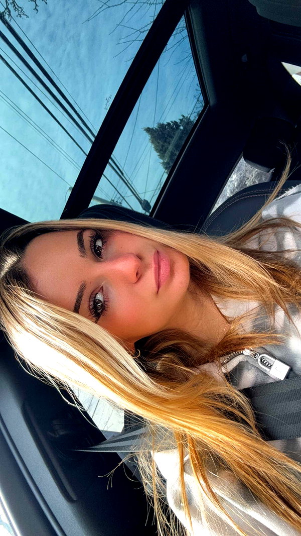 kaitlyn_krems snapchat image archive image