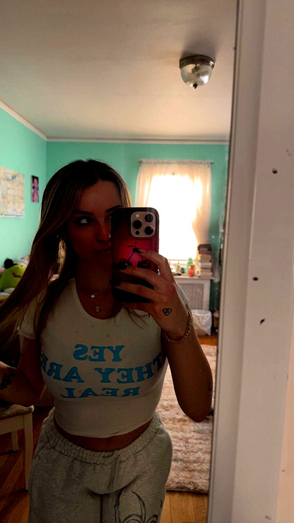 kaitlyn_krems snapchat image archive image