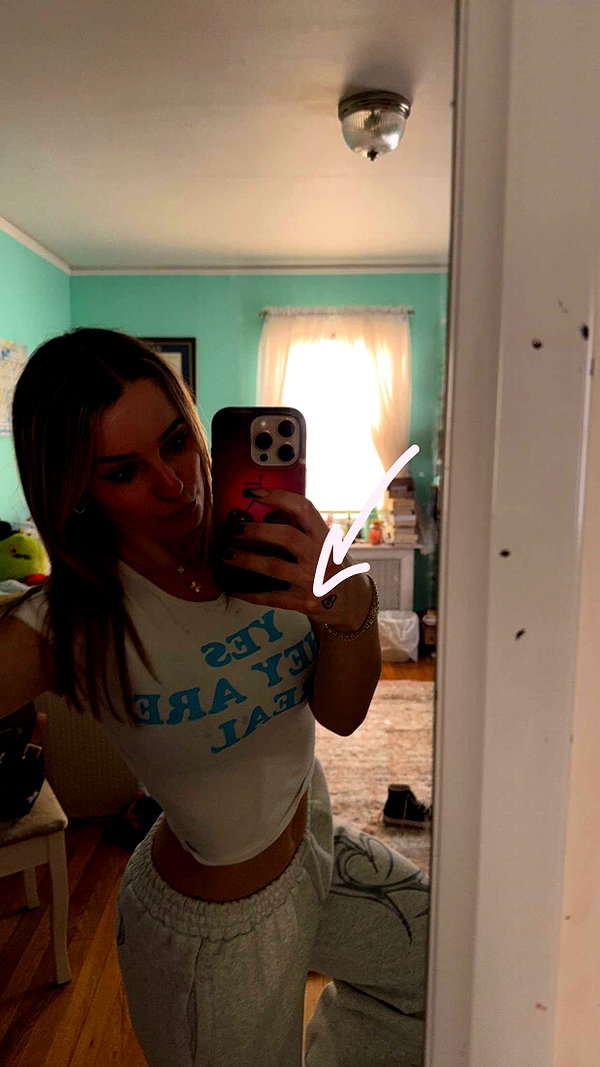 kaitlyn_krems snapchat image archive image