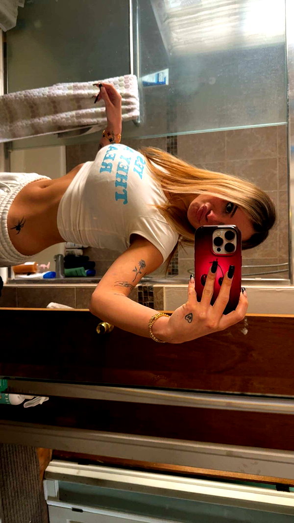 kaitlyn_krems snapchat image archive image