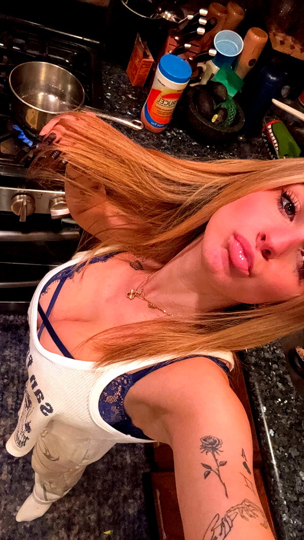 kaitlyn_krems snapchat image archive image