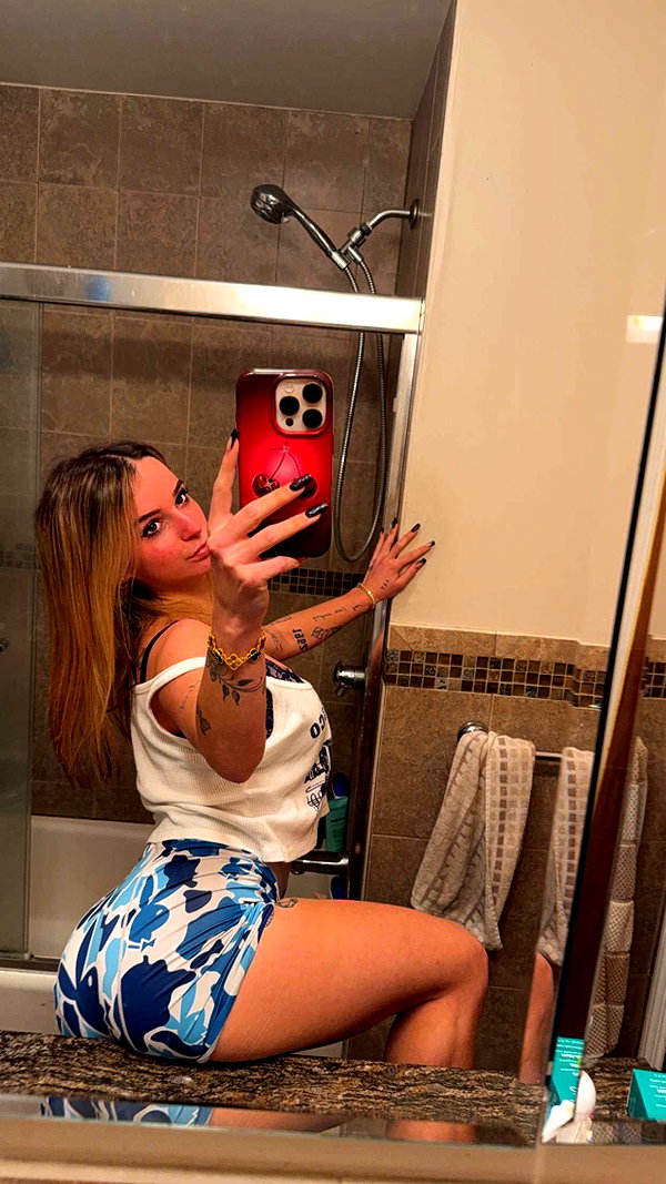 kaitlyn_krems snapchat image archive image