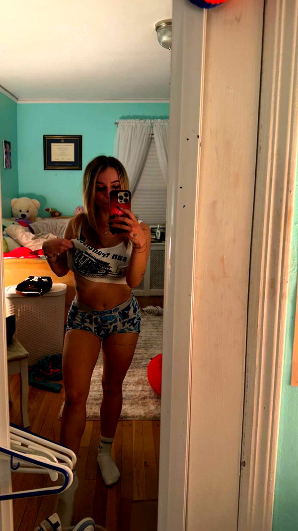 kaitlyn_krems snapchat image archive image