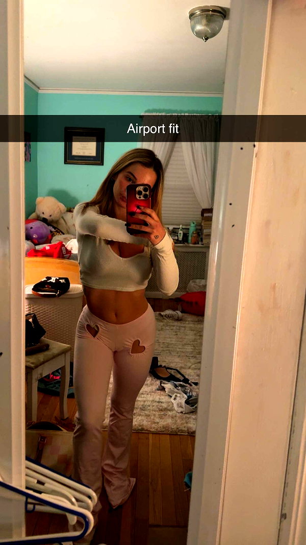 kaitlyn_krems snapchat image archive image