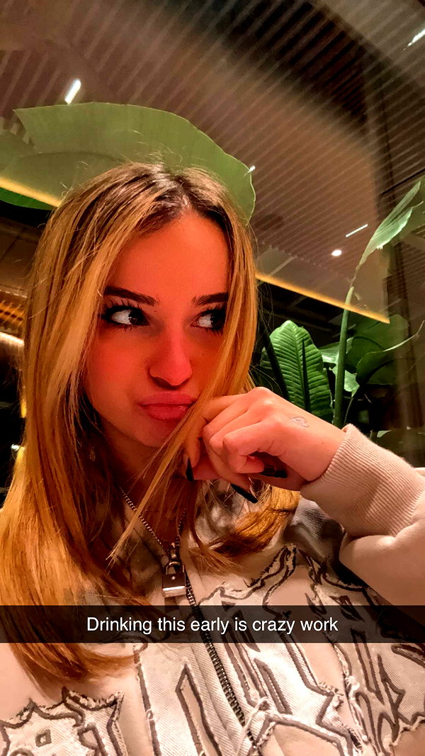 kaitlyn_krems snapchat image archive image