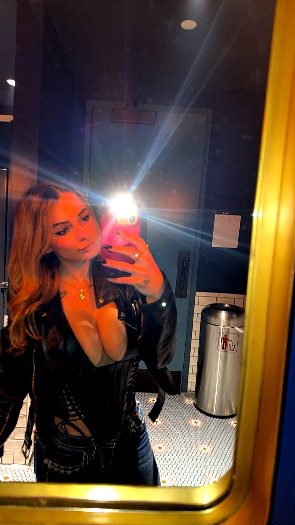 kaitlyn_krems snapchat image archive image