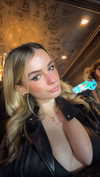 kaitlyn_krems Altpins Profile Picture