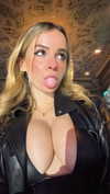 kaitlyn_krems Altpins Profile Picture