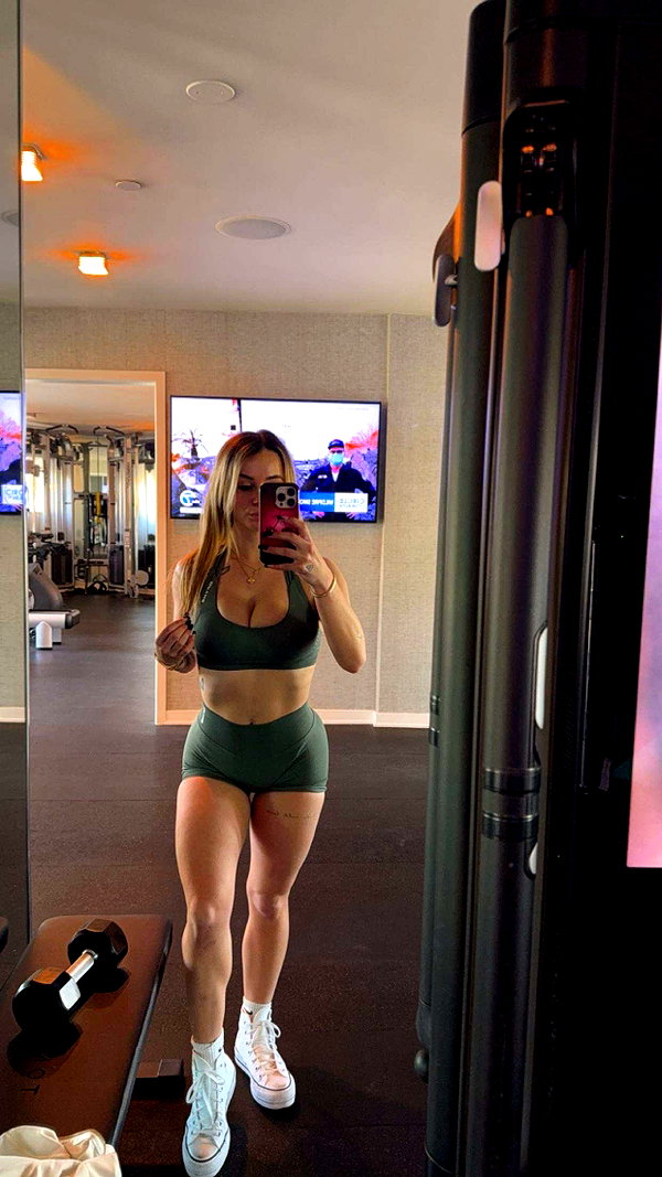kaitlyn_krems snapchat image archive image