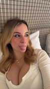 kaitlyn_krems Altpins Profile Picture
