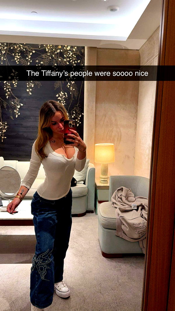 kaitlyn_krems snapchat image archive image