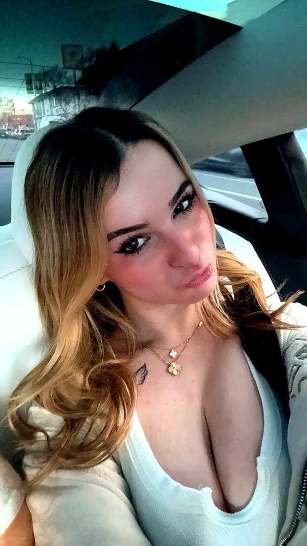 kaitlyn_krems snapchat image archive image