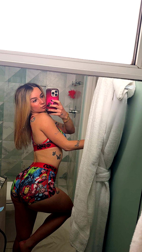 kaitlyn_krems snapchat image archive image