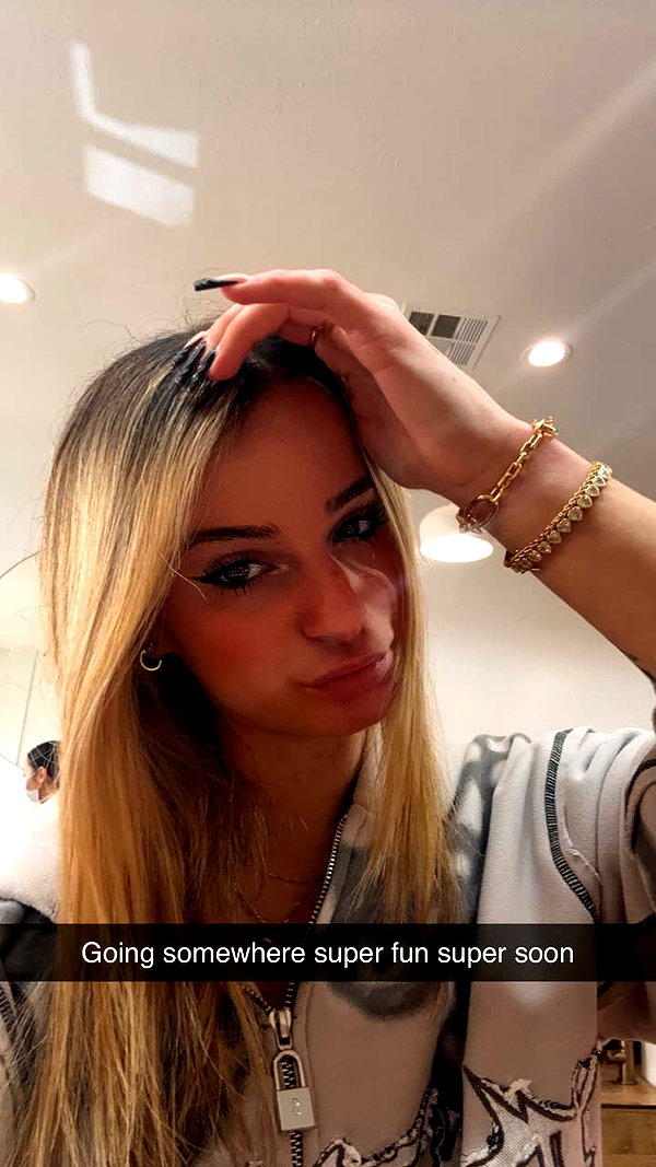 kaitlyn_krems snapchat image archive image