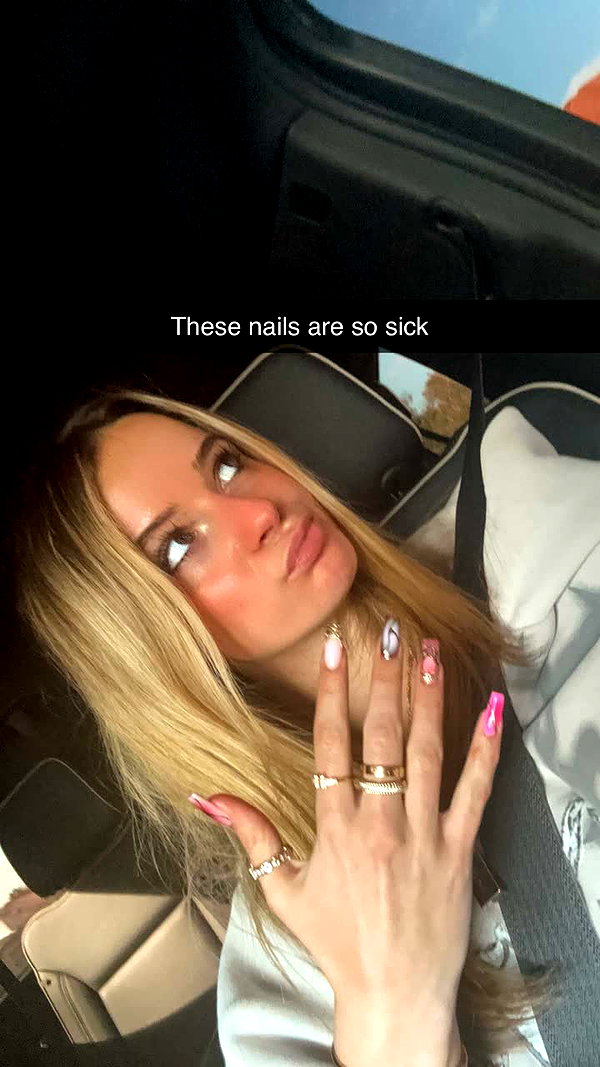 kaitlyn_krems snapchat image archive image