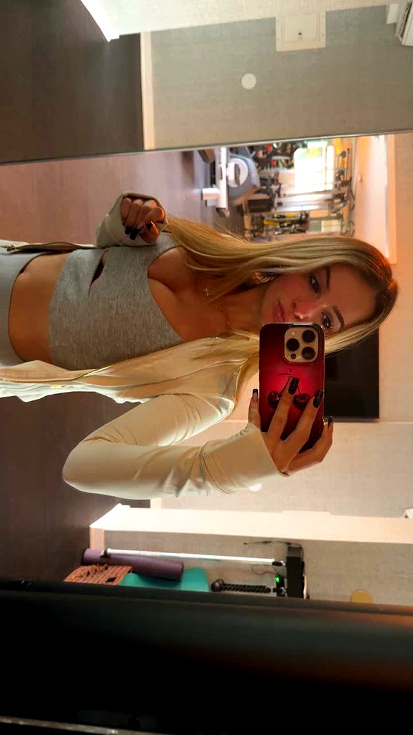 kaitlyn_krems snapchat image archive image