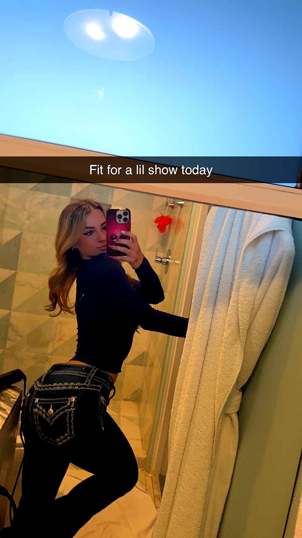 kaitlyn_krems snapchat image archive image