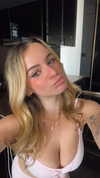 kaitlyn_krems Altpins Profile Picture