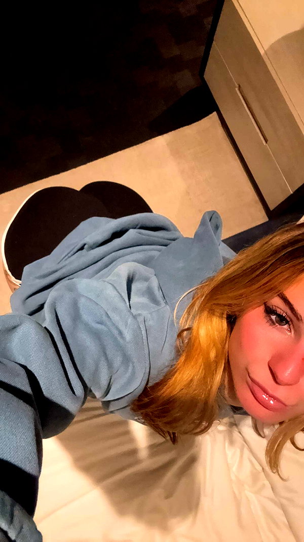 kaitlyn_krems snapchat image archive image