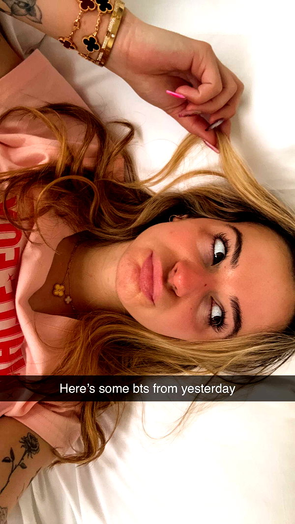 kaitlyn_krems snapchat image archive image