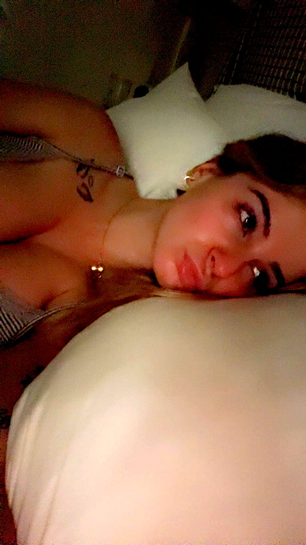 kaitlyn_krems snapchat image archive image