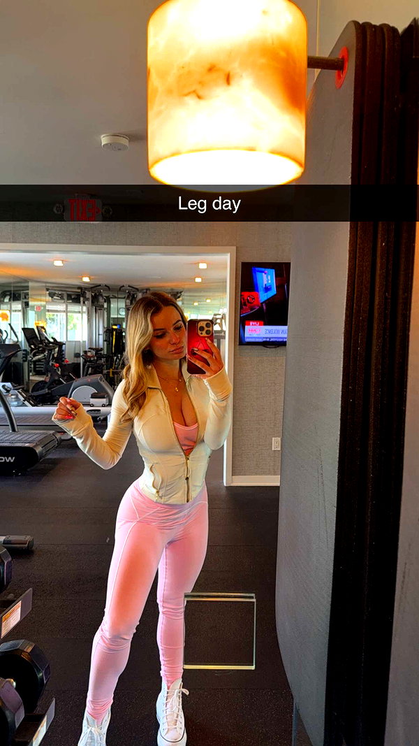 kaitlyn_krems snapchat image archive image