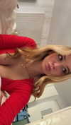 kaitlyn_krems Altpins Profile Picture