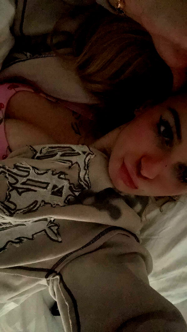 kaitlyn_krems snapchat image archive image