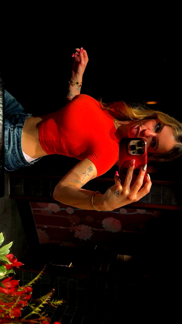 kaitlyn_krems snapchat image archive image