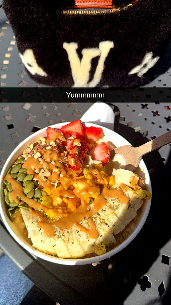 kaitlyn_krems snapchat image archive image