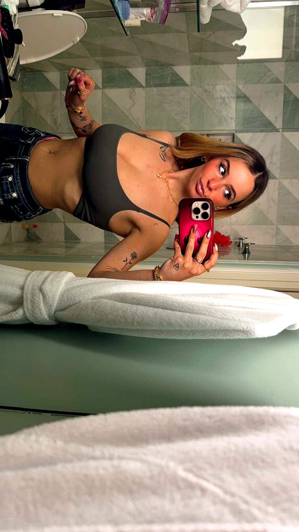kaitlyn_krems snapchat image archive image