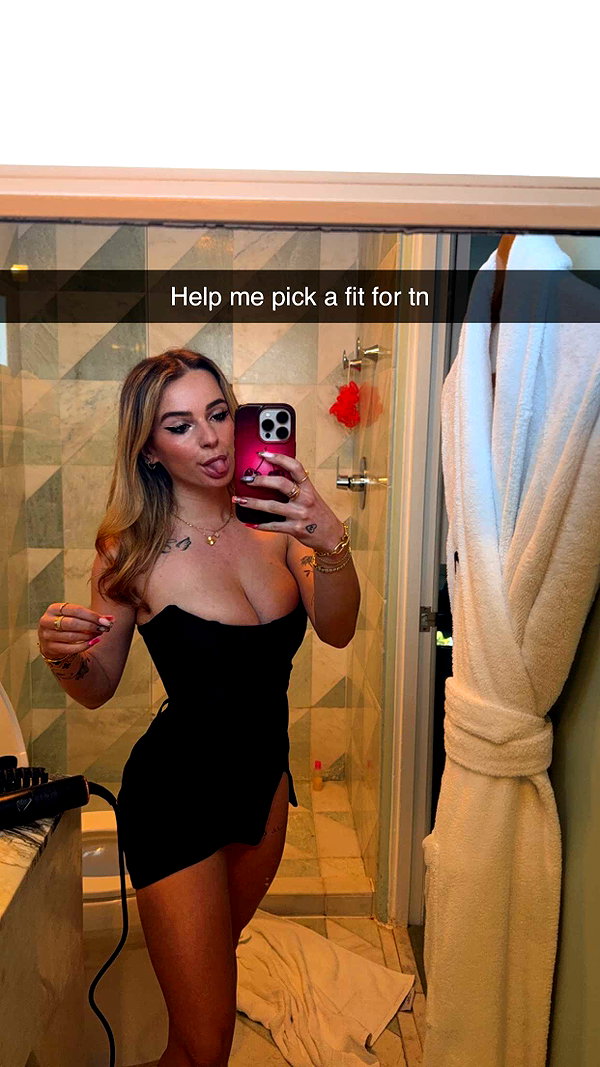 kaitlyn_krems snapchat image archive image
