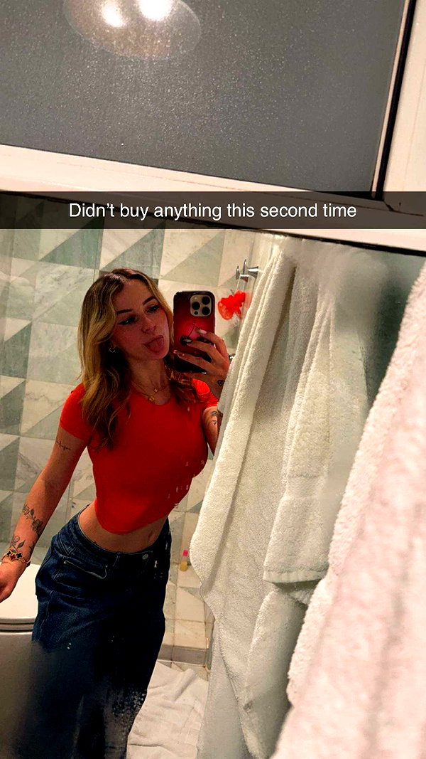 kaitlyn_krems snapchat image archive image