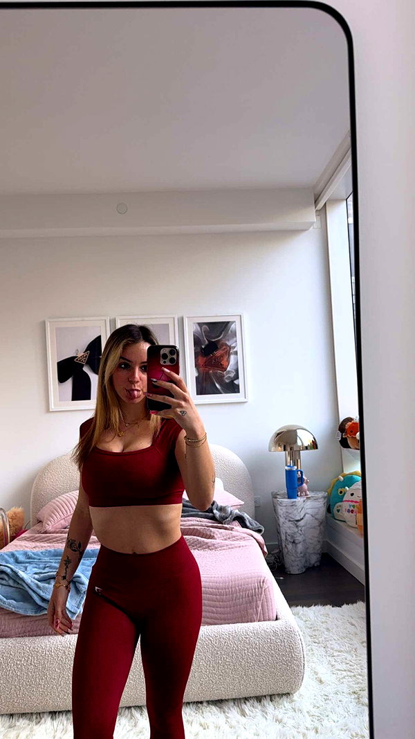kaitlyn_krems snapchat image archive image
