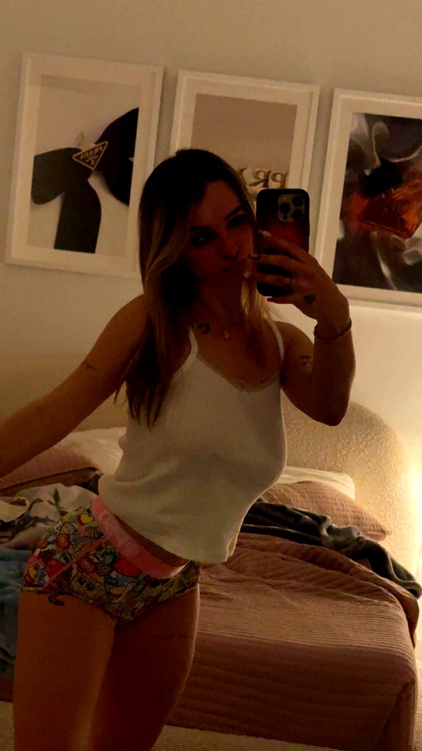 kaitlyn_krems snapchat image archive image