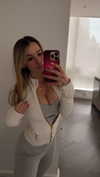kaitlyn_krems Altpins Profile Picture