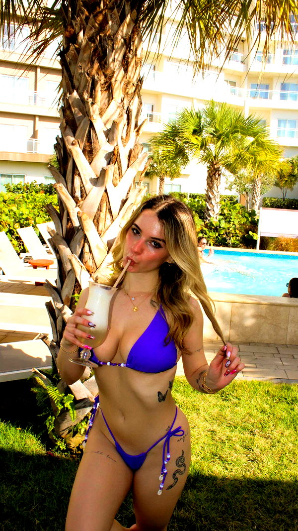 kaitlyn_krems snapchat image archive image