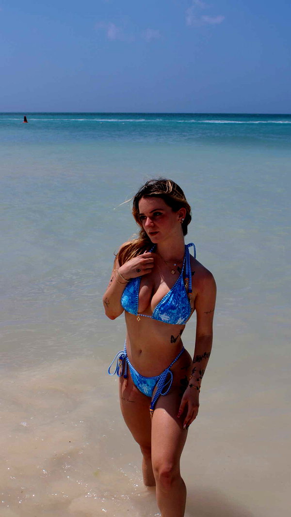 kaitlyn_krems snapchat image archive image