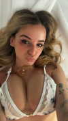 kaitlyn_krems Altpins Profile Picture