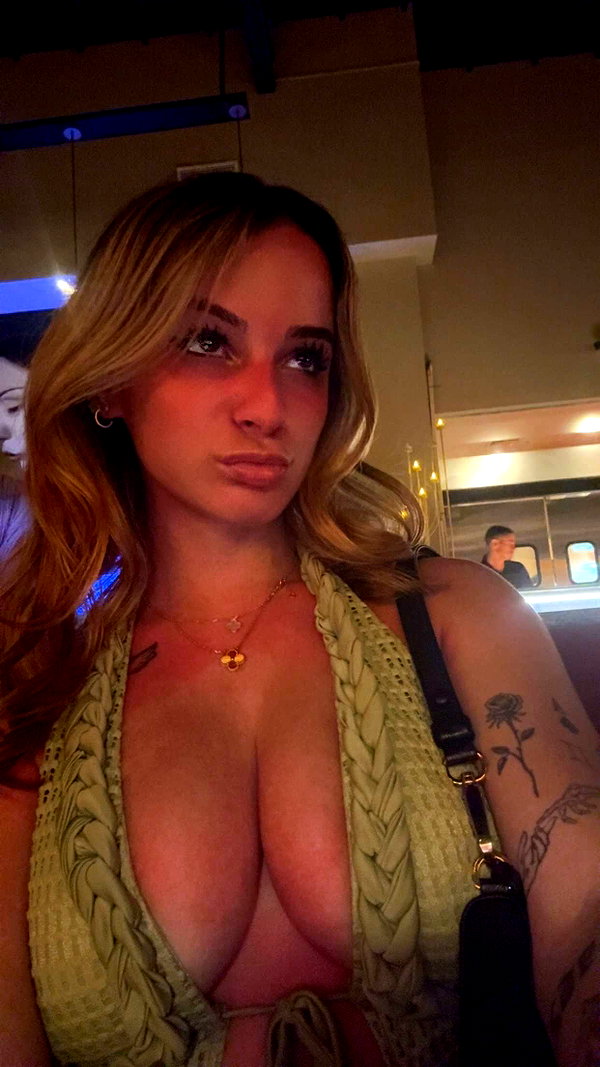 kaitlyn_krems snapchat image archive image