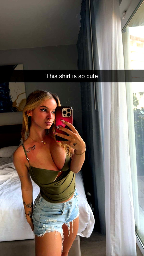 kaitlyn_krems snapchat image archive image