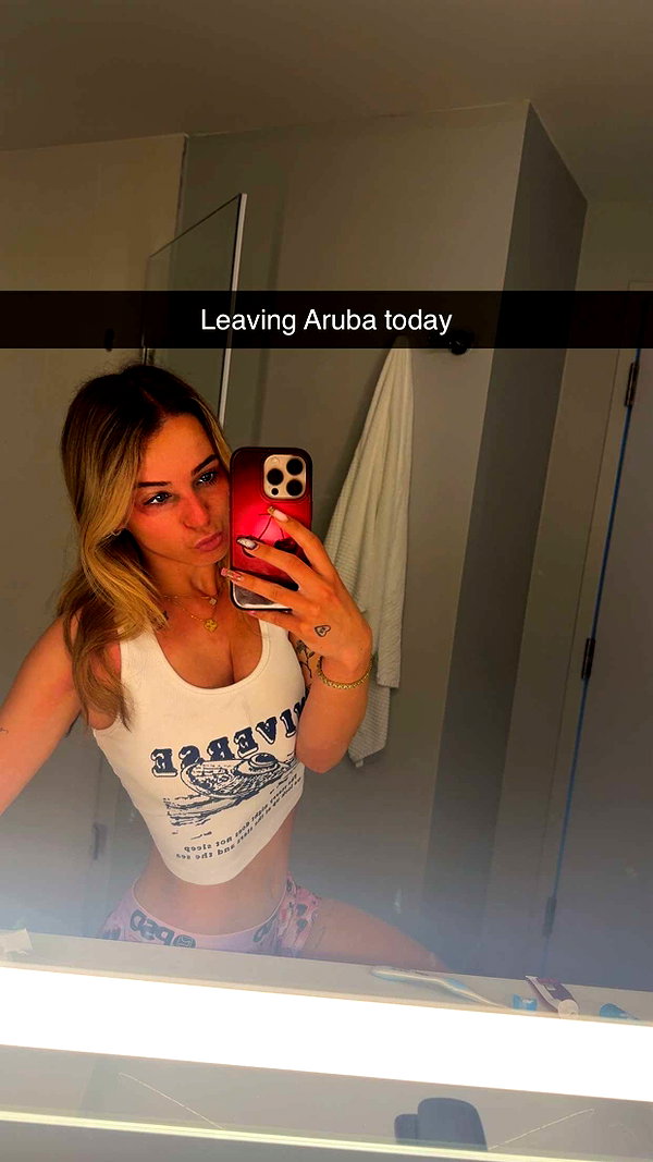 kaitlyn_krems snapchat image archive image