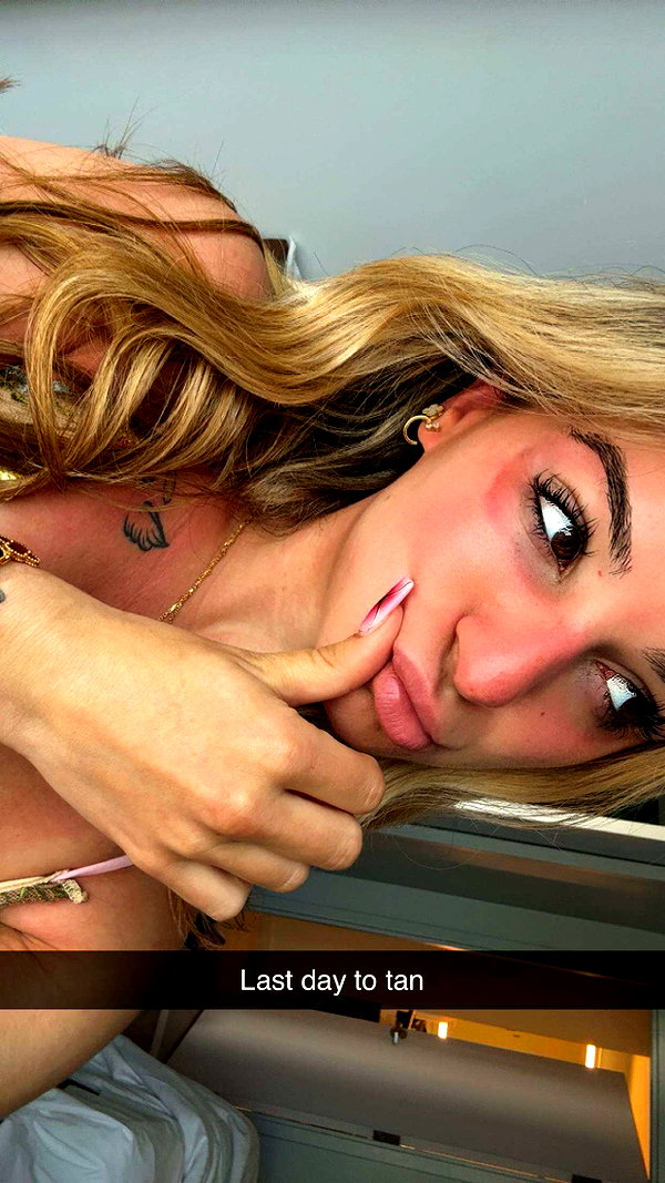 kaitlyn_krems snapchat image archive image