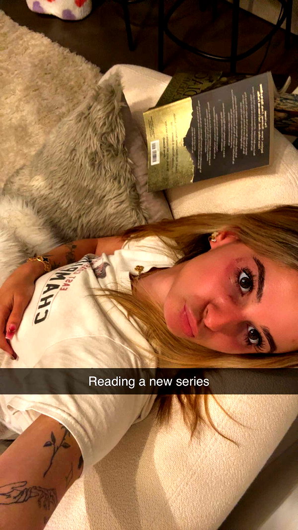 kaitlyn_krems snapchat image archive image
