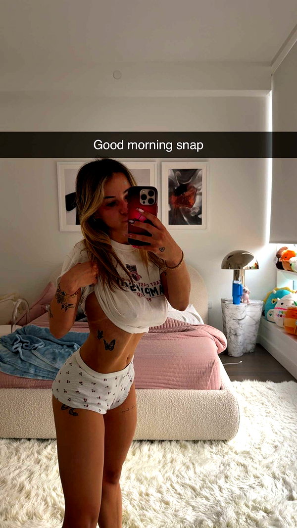 kaitlyn_krems snapchat image archive image