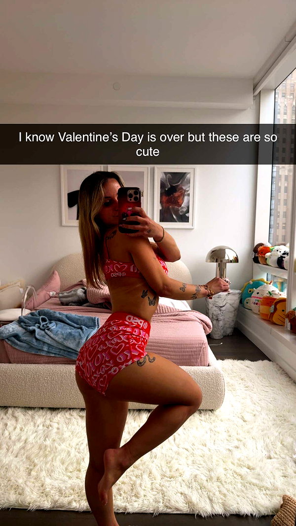 kaitlyn_krems snapchat image archive image