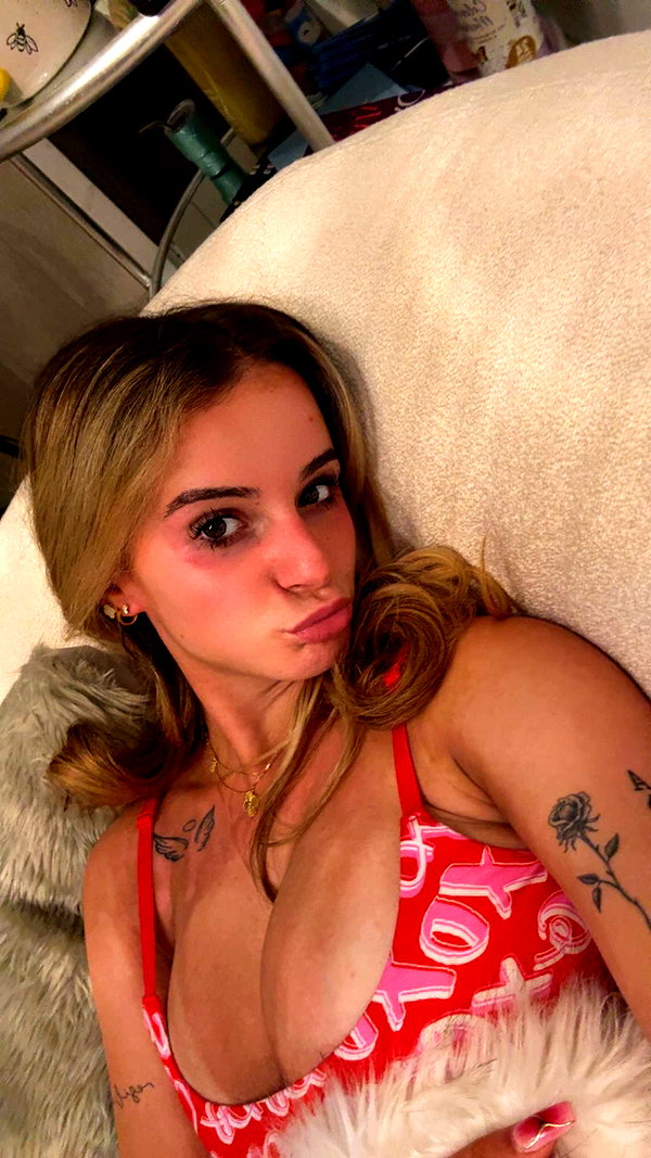kaitlyn_krems snapchat image archive image