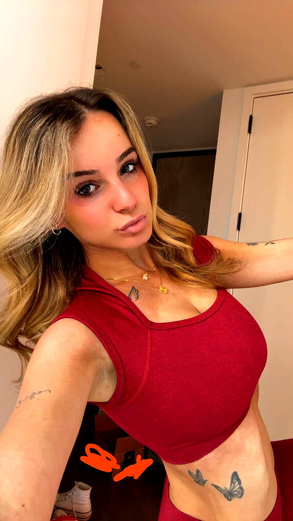 kaitlyn_krems snapchat image archive image